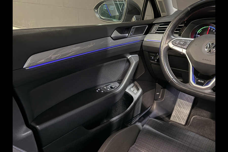 Volkswagen Passat Variant 1.4 TSI PHEV GTE Business Soh 100% | Panoramadak | Stoelmassage | Apple Carplay | Trekhaak