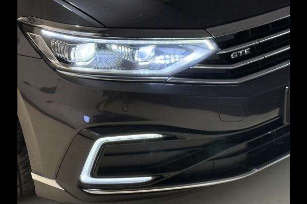 Volkswagen Passat Variant 1.4 TSI PHEV GTE Business Soh 100% | Panoramadak | Stoelmassage | Apple Carplay | Trekhaak