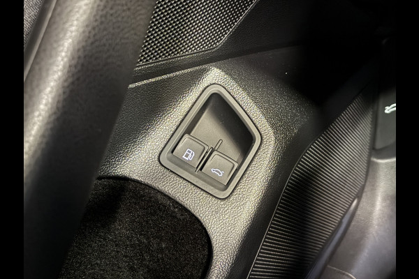 Volkswagen Passat Variant 1.4 TSI PHEV GTE Business Soh 100% | Panoramadak | Stoelmassage | Apple Carplay | Trekhaak