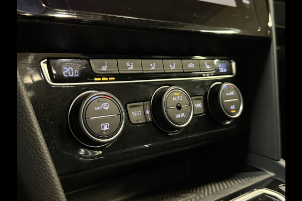 Volkswagen Passat Variant 1.4 TSI PHEV GTE Business Soh 100% | Panoramadak | Stoelmassage | Apple Carplay | Trekhaak