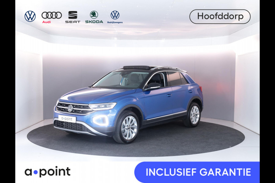 Volkswagen T-Roc 1.5 TSI Style 150 PK DSG | Verlengde garantie | Panorama dak | Keyless entry | Parkeer camera | El. achterklep |