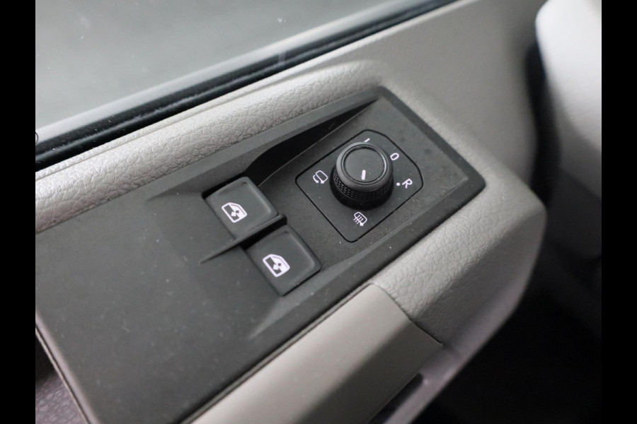 Volkswagen Crafter 35 2.0 TDI L3H3 Exclusive EURO VI | Automaat 140 pk | Navi |