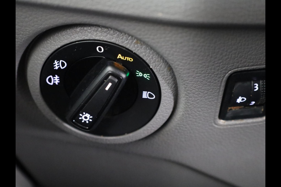 Volkswagen Crafter 35 2.0 TDI L3H3 Exclusive EURO VI | Automaat 140 pk | Navi |