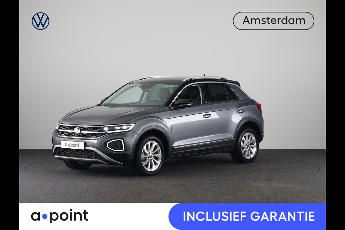 Volkswagen T-Roc 1.5 TSI Style 150 pk Automaat (DSG) | Navigatie | Trekhaak (afneembaar) | Parkeersensoren (Park assist) | Adaptieve cruise control | Stoelverwarming |