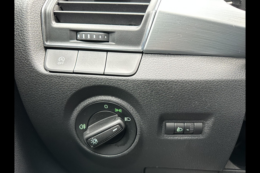 Škoda Fabia 1.0 TSI 95pk Ambition Wagon | Airco | Cruise | DAB | LM velgen | occasion