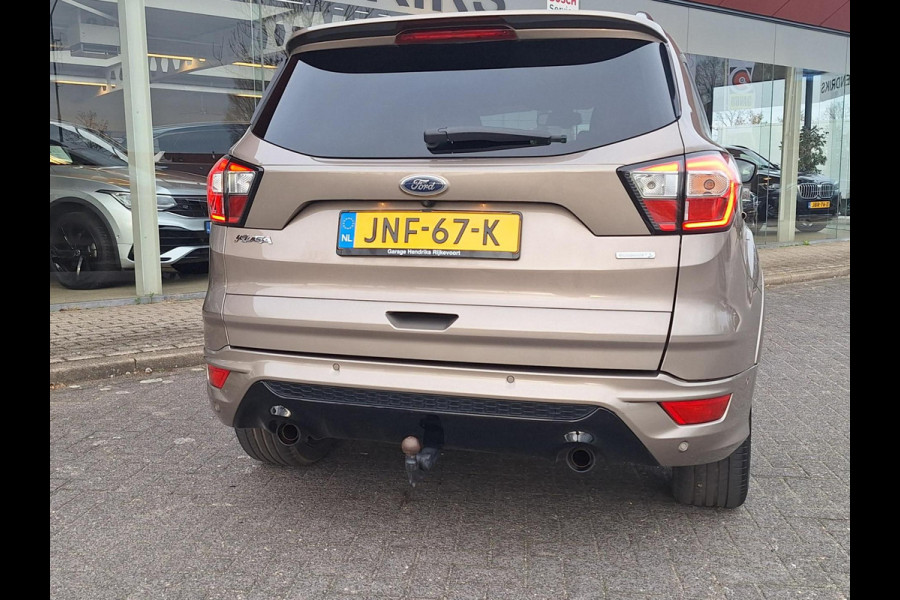 Ford Kuga 1.5 ST Line | Trekhaak 2000kg | Winter-Pack | LED | Navi | Stoel&Stuur Verwarming | occasion