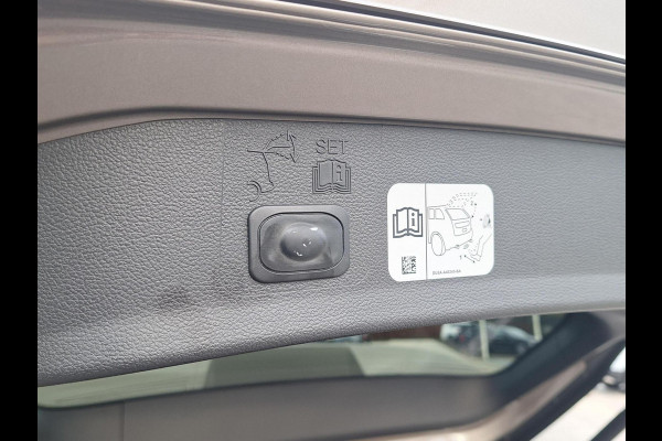 Ford Kuga 1.5 ST Line | Trekhaak 2000kg | Winter-Pack | LED | Navi | Stoel&Stuur Verwarming | occasion