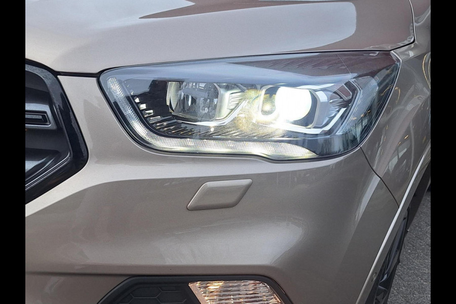 Ford Kuga 1.5 ST Line | Trekhaak 2000kg | Winter-Pack | LED | Navi | Stoel&Stuur Verwarming | occasion