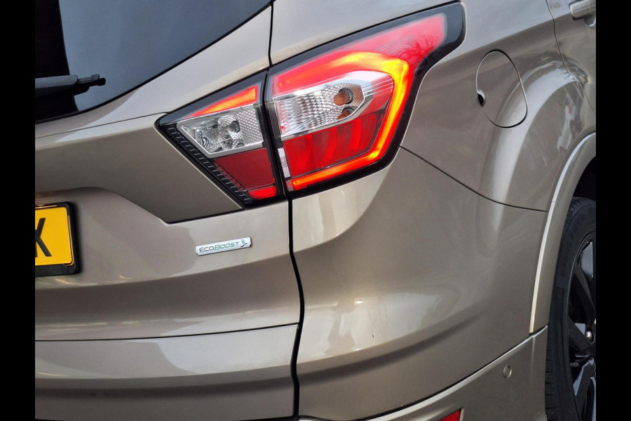 Ford Kuga 1.5 ST Line | Trekhaak 2000kg | Winter-Pack | LED | Navi | Stoel&Stuur Verwarming | occasion
