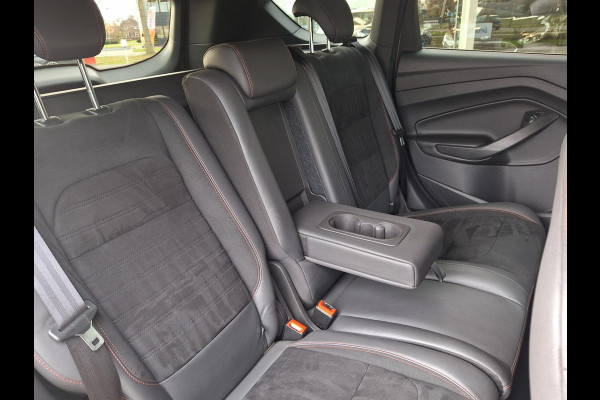 Ford Kuga 1.5 ST Line | Trekhaak 2000kg | Winter-Pack | LED | Navi | Stoel&Stuur Verwarming | occasion