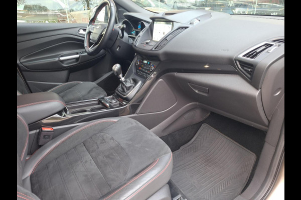 Ford Kuga 1.5 ST Line | Trekhaak 2000kg | Winter-Pack | LED | Navi | Stoel&Stuur Verwarming | occasion