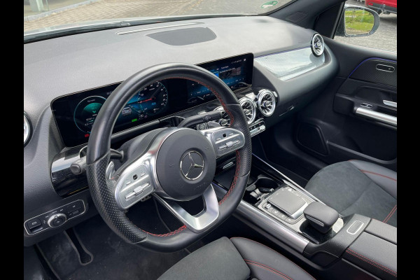 Mercedes-Benz B-Klasse 250 e Business Solution AMG Limited | Pano | AMG pack | Digt Dash | occasion