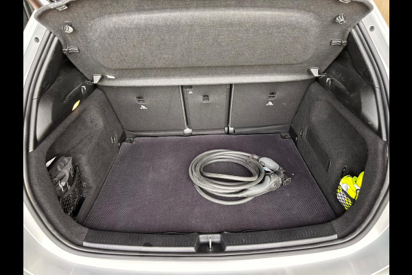 Mercedes-Benz B-Klasse 250 e Business Solution AMG Limited | Pano | AMG pack | Digt Dash | occasion