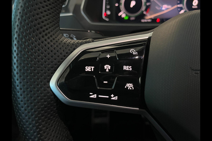 Volkswagen Tiguan 1.4 TSI eHybrid PHEV R-Line Business+ | LED Matrix | Camera | Adaptive CC | Black Pack | (occasion)