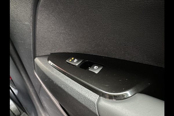 Kia Sportage 1.6 T-GDi Plug-in Hybrid AWD DynamicLine | Climate | Adaptive CC | Navi | (occasion)