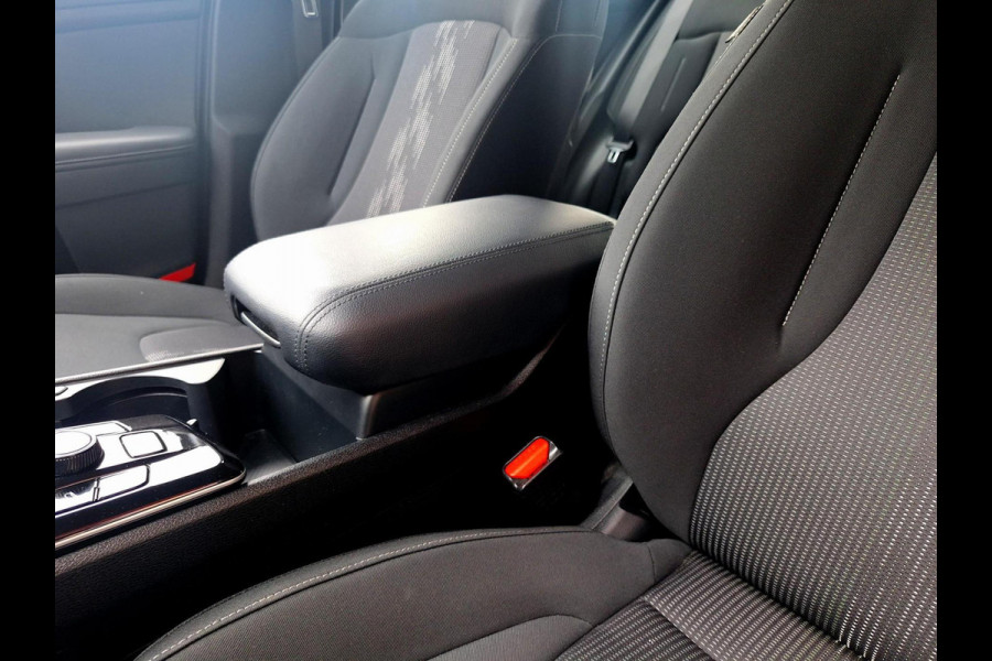 Kia Sportage 1.6 T-GDi Plug-in Hybrid AWD DynamicLine | Climate | Adaptive CC | Navi | (occasion)