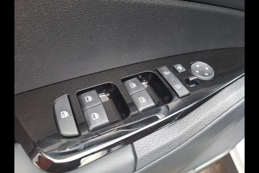 Kia Sportage 1.6 T-GDi Plug-in Hybrid AWD DynamicLine | Climate | Adaptive CC | Navi | (occasion)