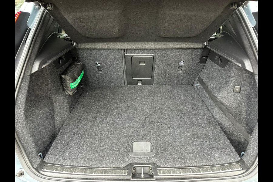 Volvo XC40 1.5 T5 Recharge Inscription | Pano | Leder | Blis | Adaptive CC | Memory seat | H&K audio | occasion