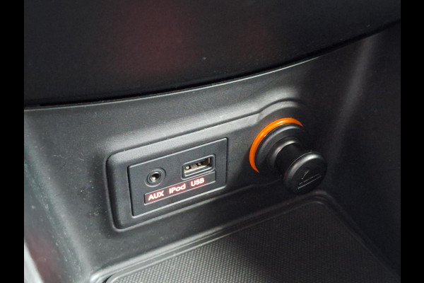 Kia Venga 1.6 CVVT DynamicPLusLine DCT Automaat | Trekhaak | Dealer onderhouden | Navi | Climate | Stoel en Stuurverwarming | occasion