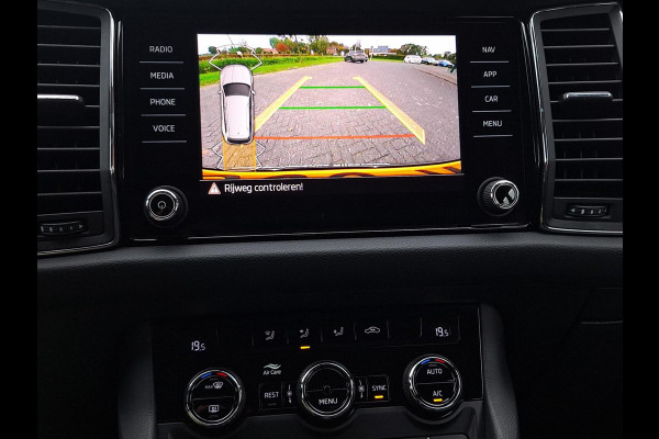 Škoda Kodiaq 1.5 TSI Business Edition 7p | Trekhaak 1.800kg! | LED | Camera | Android auto | Carplay | NAV | occasion