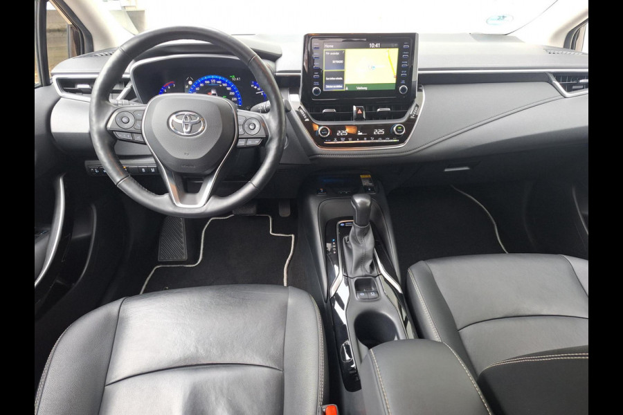Toyota Corolla 1.8 Hybrid Executive Sedan | Trekhaak | Blindspot | Adaptive CC | Leder-Stof | Occasion