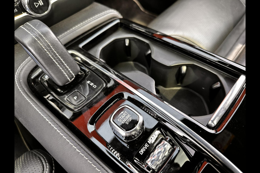 Volvo V60 2.0 T8 Twin Engine AWD R-Design | Pano | 360 Cam | H&K | Luxury Line | HUD | occasion