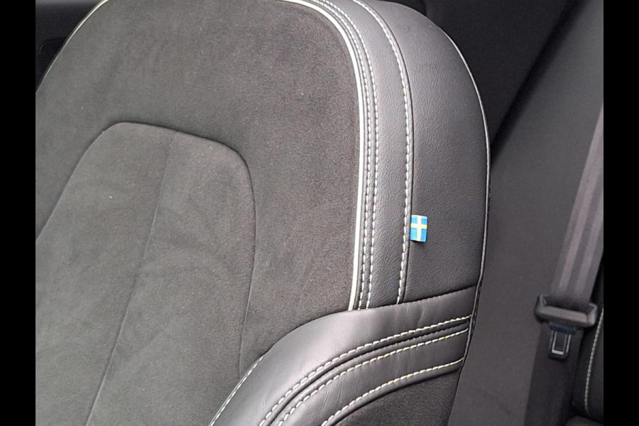 Volvo XC40 1.5 T5 Recharge R-Design | Pano | Two Tone | Trekhaak elektr | Alcantara R | occasion