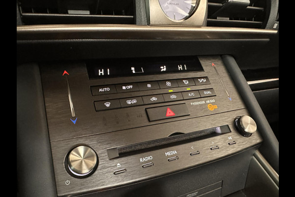 Lexus IS 300h Luxury Line | Leder beige | Camera | DAB+ | LED | occasion