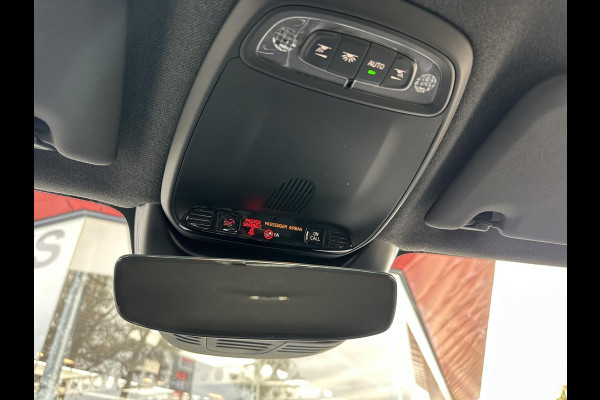Volvo XC40 1.5 T5 Recharge R-Design | Leder | Electr Trekhaak 1800kg | Stoelverwarming | Navi | occasion
