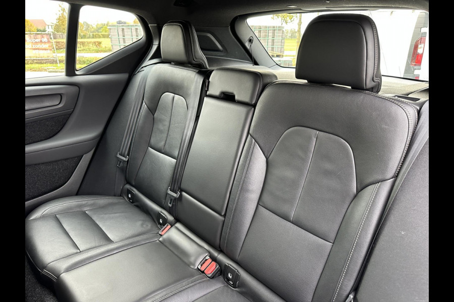 Volvo XC40 1.5 T5 Recharge R-Design | Leder | Electr Trekhaak 1800kg | Stoelverwarming | Navi | occasion