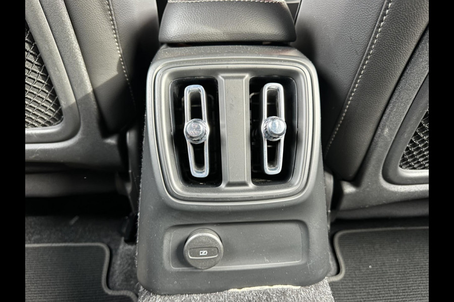 Volvo XC40 1.5 T5 Recharge R-Design | Leder | Electr Trekhaak 1800kg | Stoelverwarming | Navi | occasion