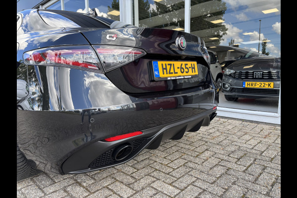 Alfa Romeo Giulia 2.0T 280 AWD Veloce | 19" Velgen | Panoramadak | Adas 2 | Carplay en Android Let op auto niet altijd aanwezig