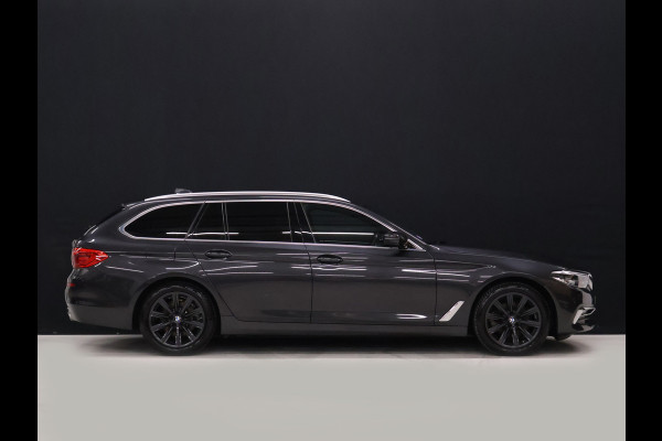 BMW 5 Serie Touring 520i High Executive Edition M Sport [TREKHAAK INKLAPBAAR, CAMERA, APPLE CARPLAY, ANDROID AUTO, MEMORY SEATS, M STUURWIEL, VOL LEDER, NIEUWSTAAT]