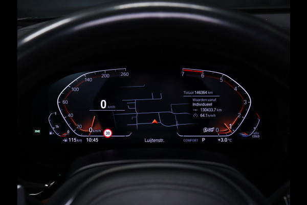 BMW 5 Serie Touring 520i High Executive Edition M Sport [TREKHAAK INKLAPBAAR, CAMERA, APPLE CARPLAY, ANDROID AUTO, MEMORY SEATS, M STUURWIEL, VOL LEDER, NIEUWSTAAT]