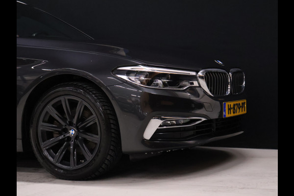 BMW 5 Serie Touring 520i High Executive Edition M Sport [TREKHAAK INKLAPBAAR, CAMERA, APPLE CARPLAY, ANDROID AUTO, MEMORY SEATS, M STUURWIEL, VOL LEDER, NIEUWSTAAT]