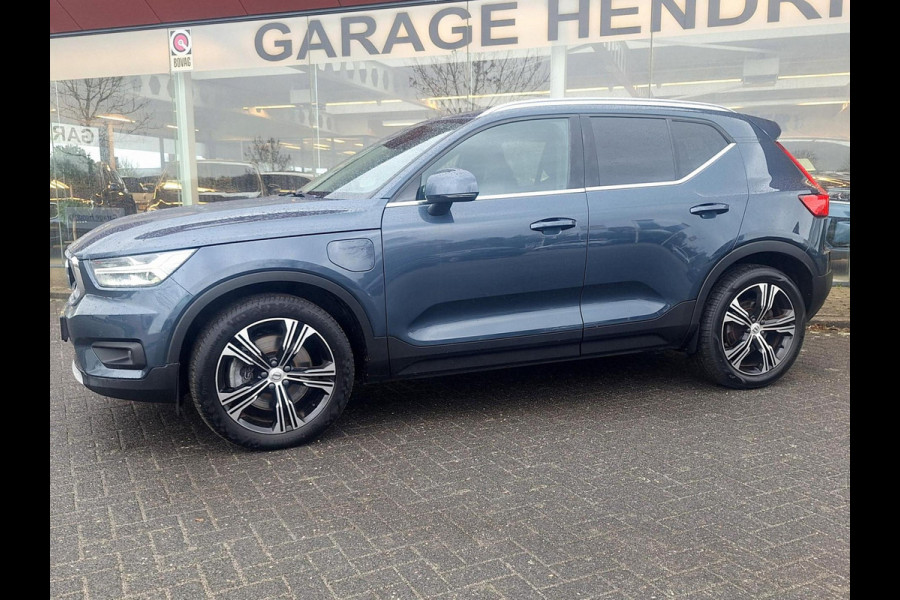 Volvo XC40 1.5 T5 Recharge R-Design | Trekhaak 1800kg | Leder | stoelverwarming | Blindspot | occasion