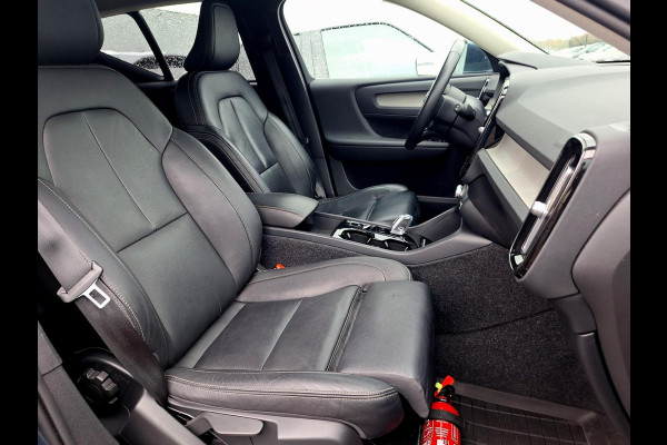 Volvo XC40 1.5 T5 Recharge R-Design | Trekhaak 1800kg | Leder | stoelverwarming | Blindspot | occasion