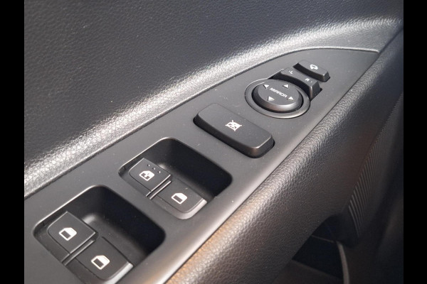 Kia Stonic 1.0 T-GDi 120pk MHEV DynamicLine | Climate | DAB+ | Apple Carplay | Cruise Control | Camera | occasion