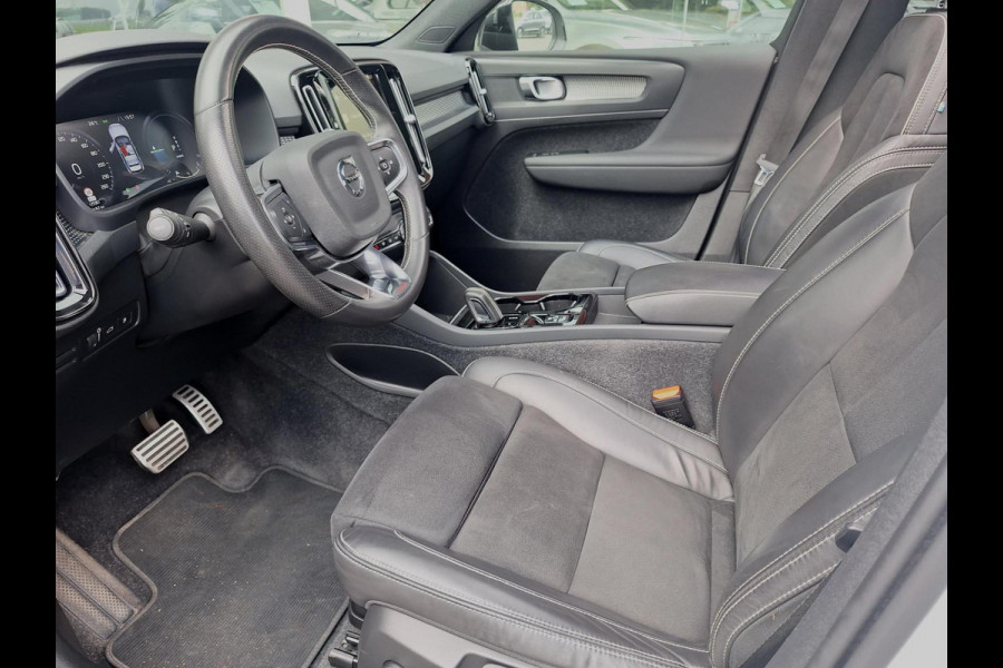 Volvo XC40 1.5 T4 Recharge R-Design | Trekhaak 1800kg | Pano | Leder Alcantara | Two Tone | (occasion)