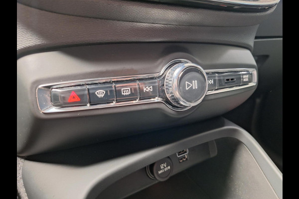 Volvo XC40 1.5 T4 Recharge R-Design | Trekhaak 1800kg | Pano | Leder Alcantara | Two Tone | (occasion)