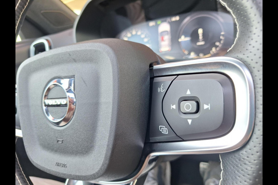 Volvo XC40 1.5 T4 Recharge R-Design | Trekhaak 1800kg | Pano | Leder Alcantara | Two Tone | (occasion)