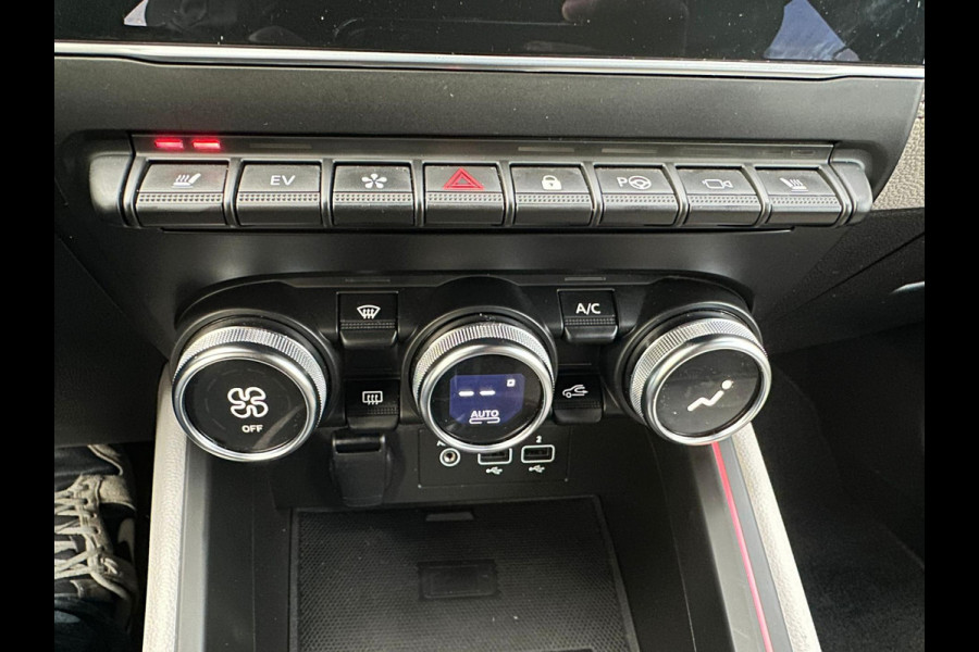 Renault Clio 1.6 E-Tech Hybrid 140 Initiale Paris | Leder | Blindspot | 360 Cam | VOL! | occasion