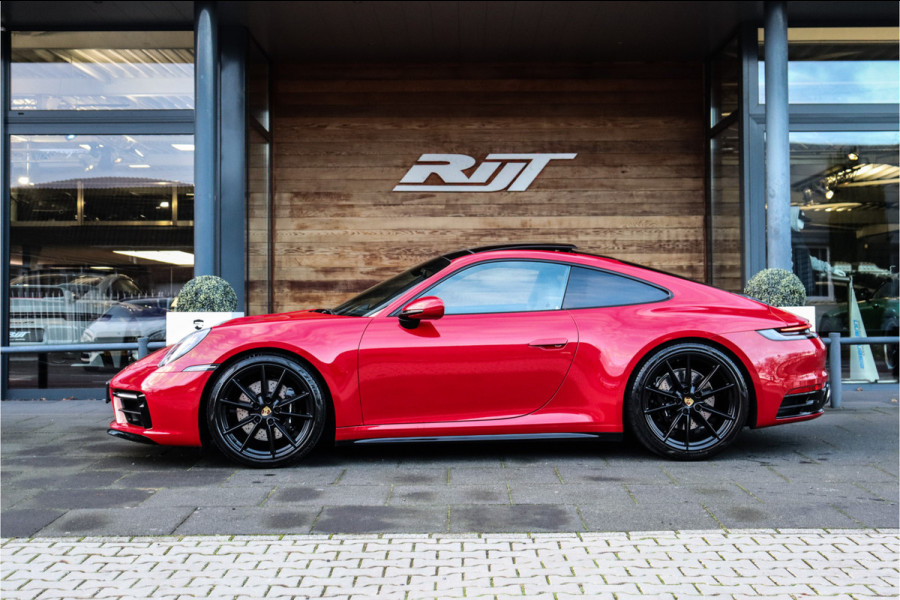 Porsche 911 992 3.0 Carrera 4 S **Pan.dak/Excl.Manufactor/LIFT/Burmester/Night/4WS**