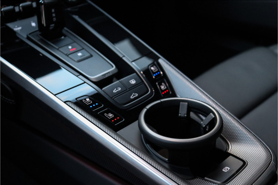 Porsche 911 992 3.0 Carrera 4 S **Pan.dak/Excl.Manufactor/LIFT/Burmester/Night/4WS**