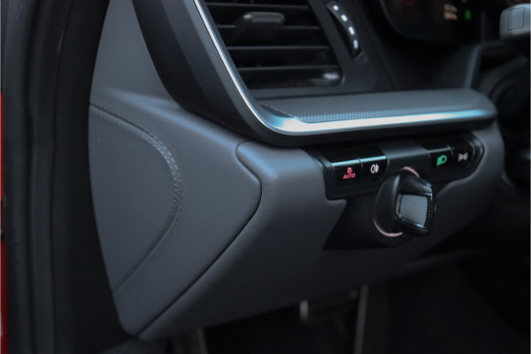 Porsche 911 992 3.0 Carrera 4 S **Pan.dak/Excl.Manufactor/LIFT/Burmester/Night/4WS**