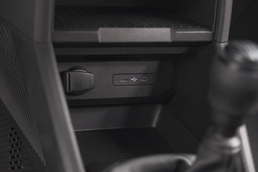 Dacia Duster Mild Hybrid 130 Expression | Camera | Stoelverwarming | Apple Carplay | Navigatie