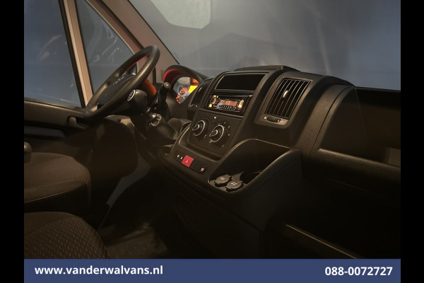 Opel Movano 2.2D 141pk Bakwagen Laadklep Euro6 Airco | Camera | Cruisecontrol | 1046kg Laadvermogen Bijrijdersbank