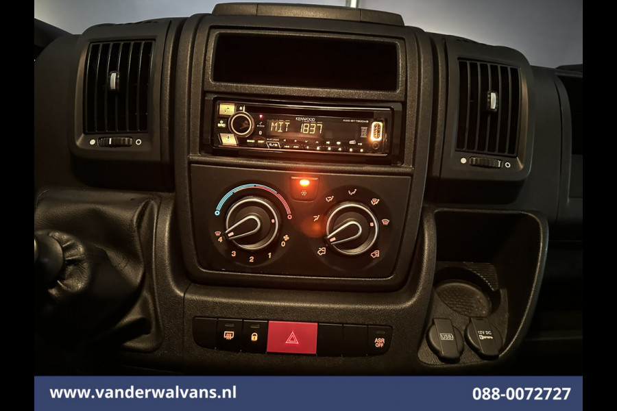 Opel Movano 2.2D 141pk Bakwagen Laadklep Euro6 Airco | Camera | Cruisecontrol | 1046kg Laadvermogen Bijrijdersbank