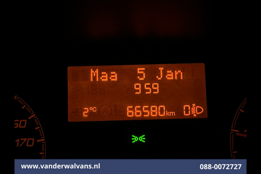 Opel Movano 2.2D 141pk Bakwagen Laadklep Euro6 Airco | Camera | Cruisecontrol | 1046kg Laadvermogen Bijrijdersbank