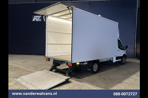 Ford Transit 2.0 TDCI 161pk Bakwagen 225cm hoog Laadklep Euro6 Airco | Camera | Cruisecontrol | 950kg laadvermogen Bijrijdersbank,